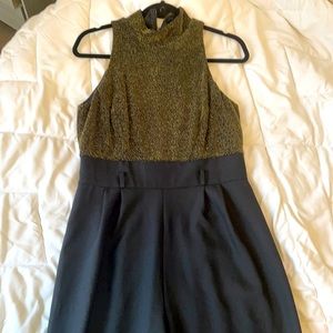 Women’s Black and Gold Jumper